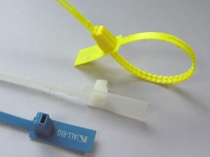 Ϸl-001 